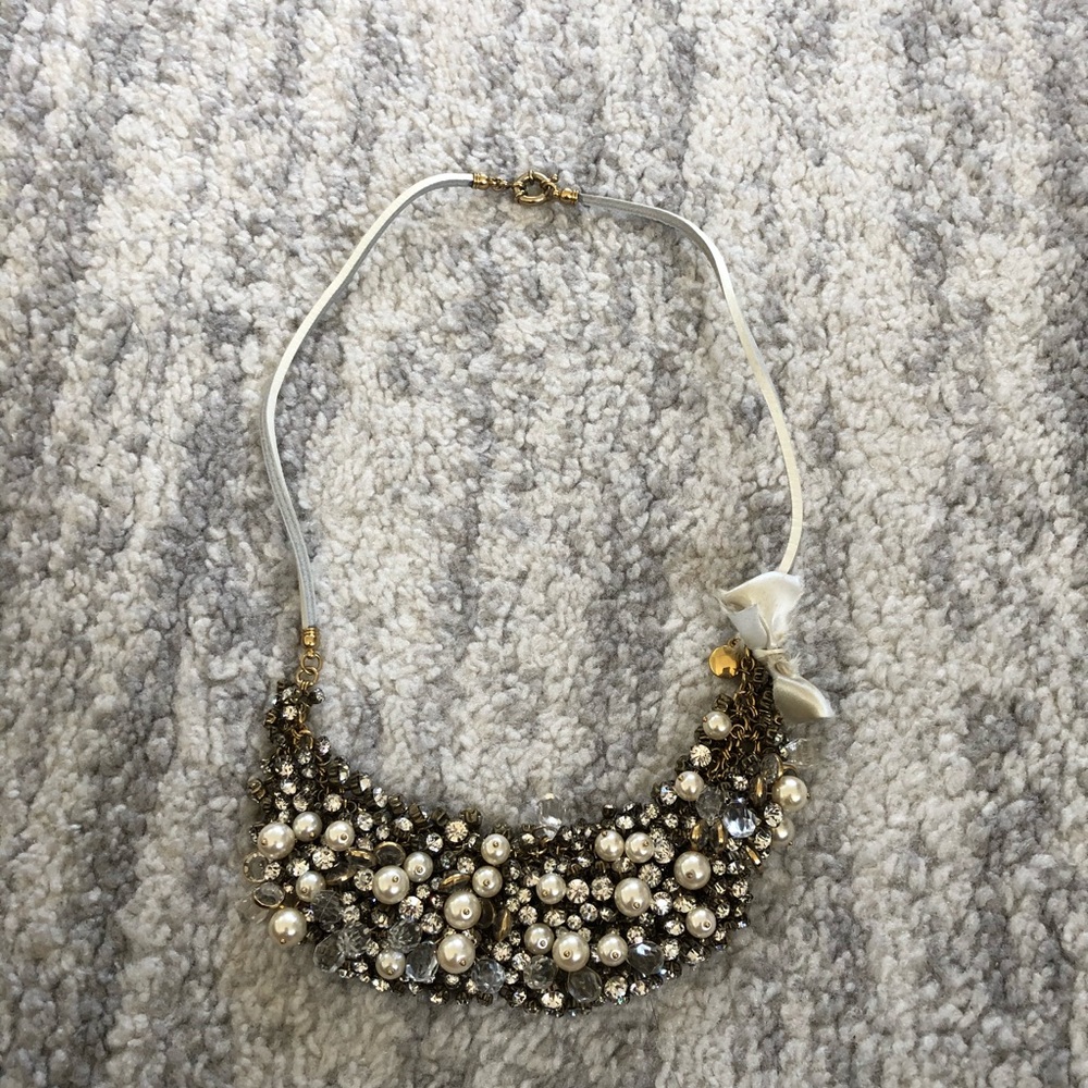 RARE J.CREW Pearl & Diamond bib Statement Necklace - Picture 2 of 7